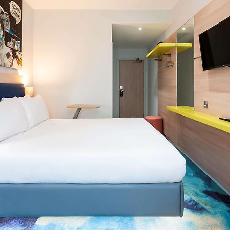 Hotel Ibis Styles London Heathrow Airport Hillingdon Exterior foto