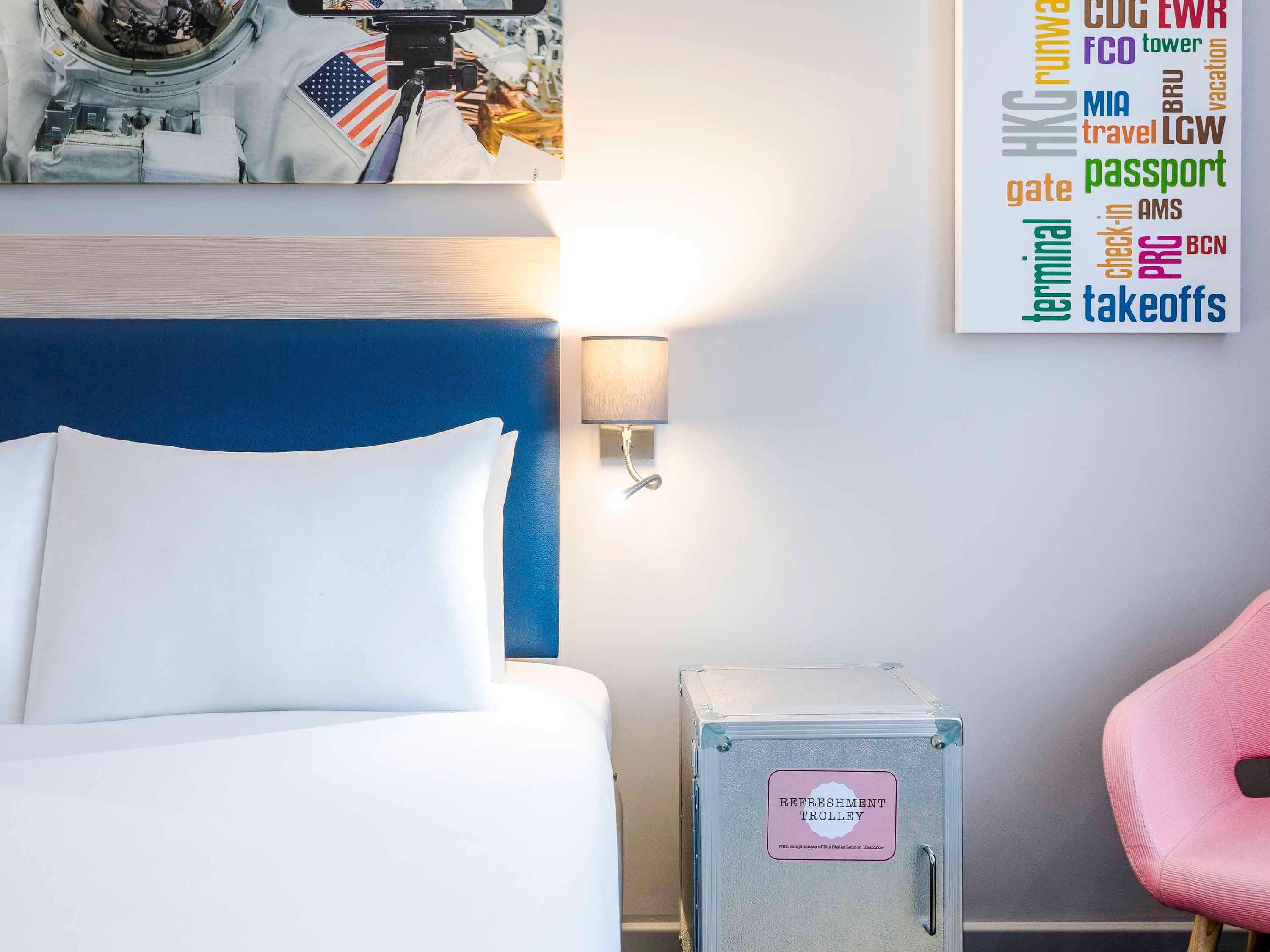 Hotel Ibis Styles London Heathrow Airport Hillingdon Exterior foto