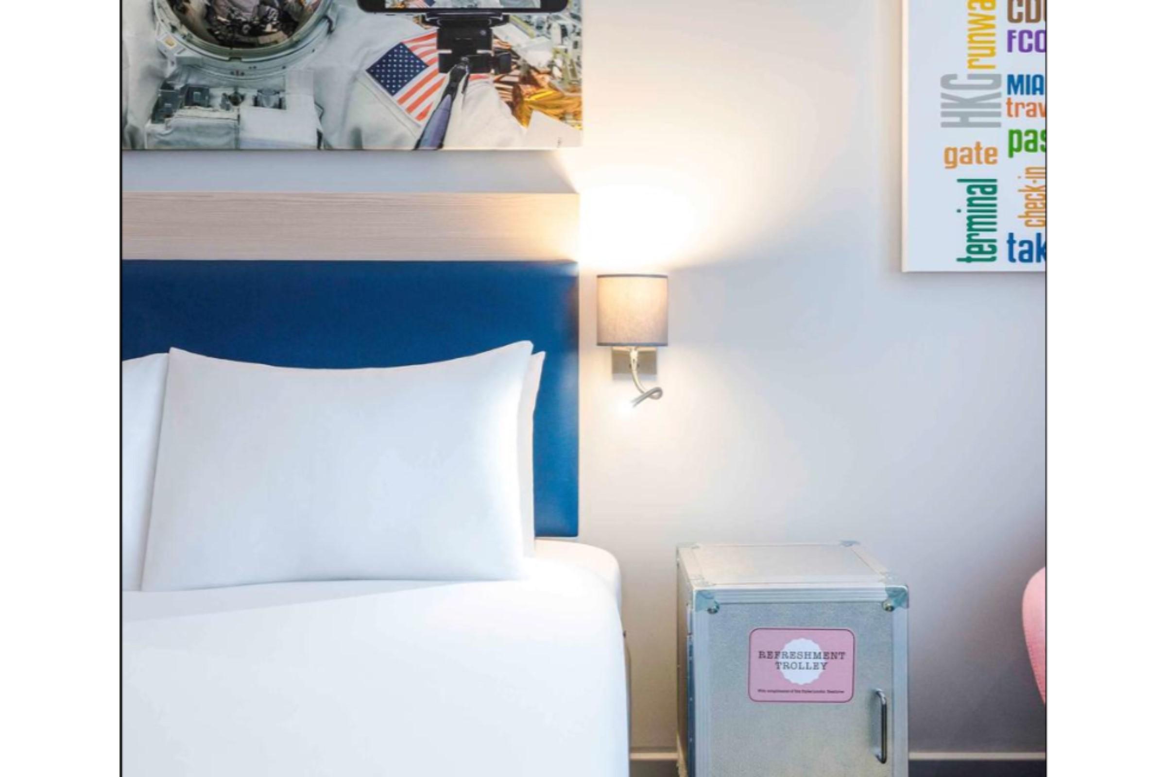 Hotel Ibis Styles London Heathrow Airport Hillingdon Exterior foto
